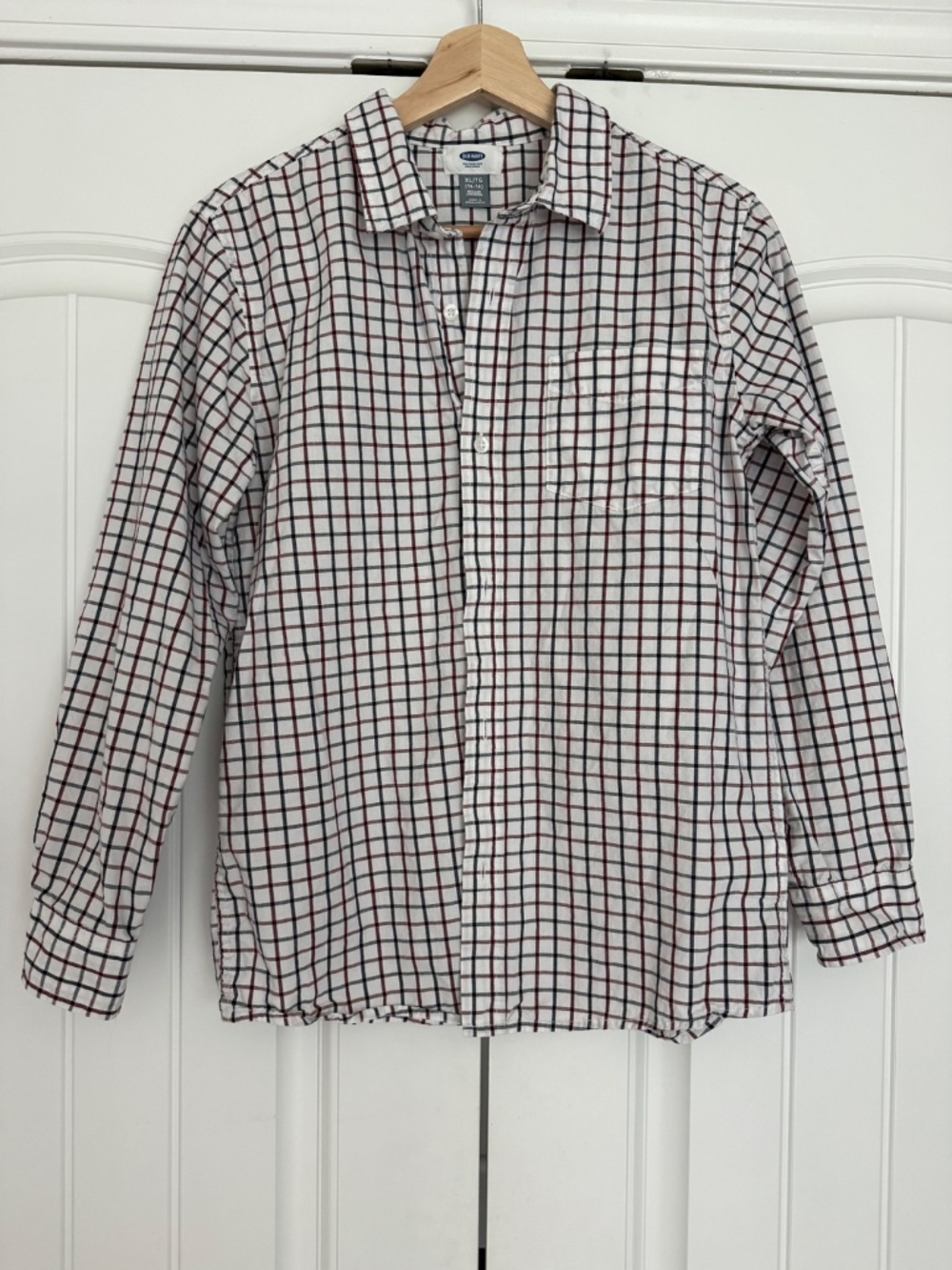 Old Navy Boys XL 14-16 Plaid Button Down Shirt White Burgundy Navy